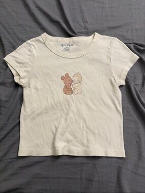Brandy Melville Women’s Cream Short-Sleeve Graphic Tee
